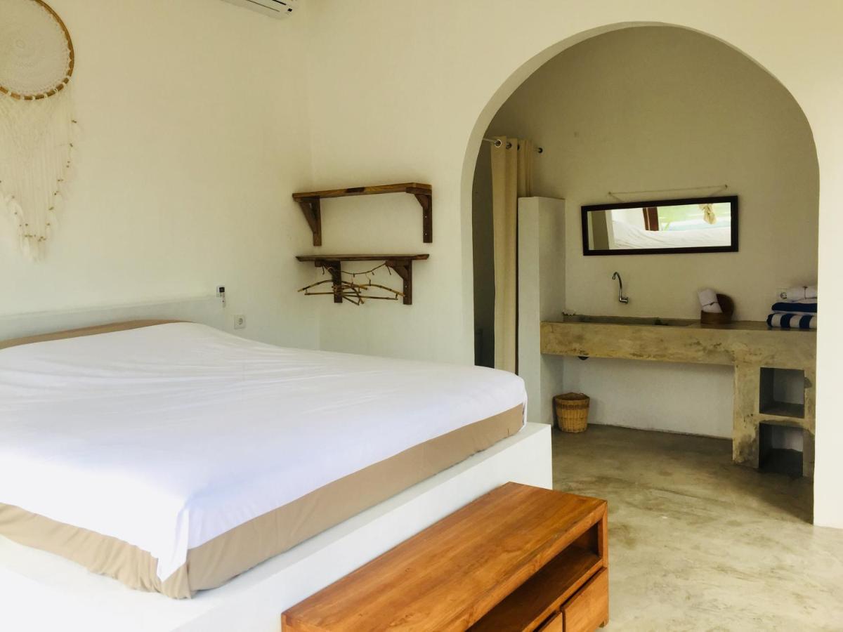 乌鲁瓦图La Kreyiol住宿加早餐旅馆 外观 照片